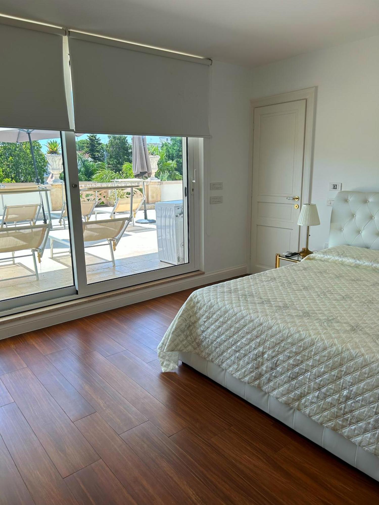 Relais Villa Magnolia กอนแวร์ซาโน ภายนอก รูปภาพ
