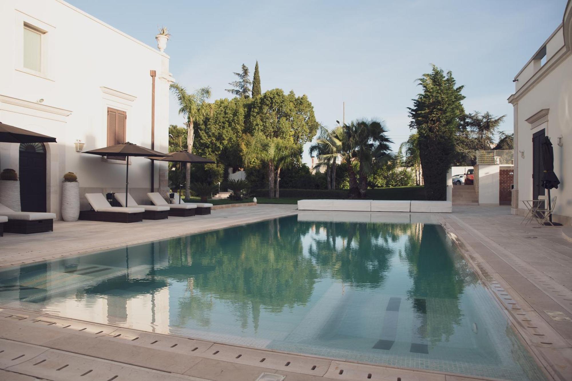 Relais Villa Magnolia กอนแวร์ซาโน ภายนอก รูปภาพ