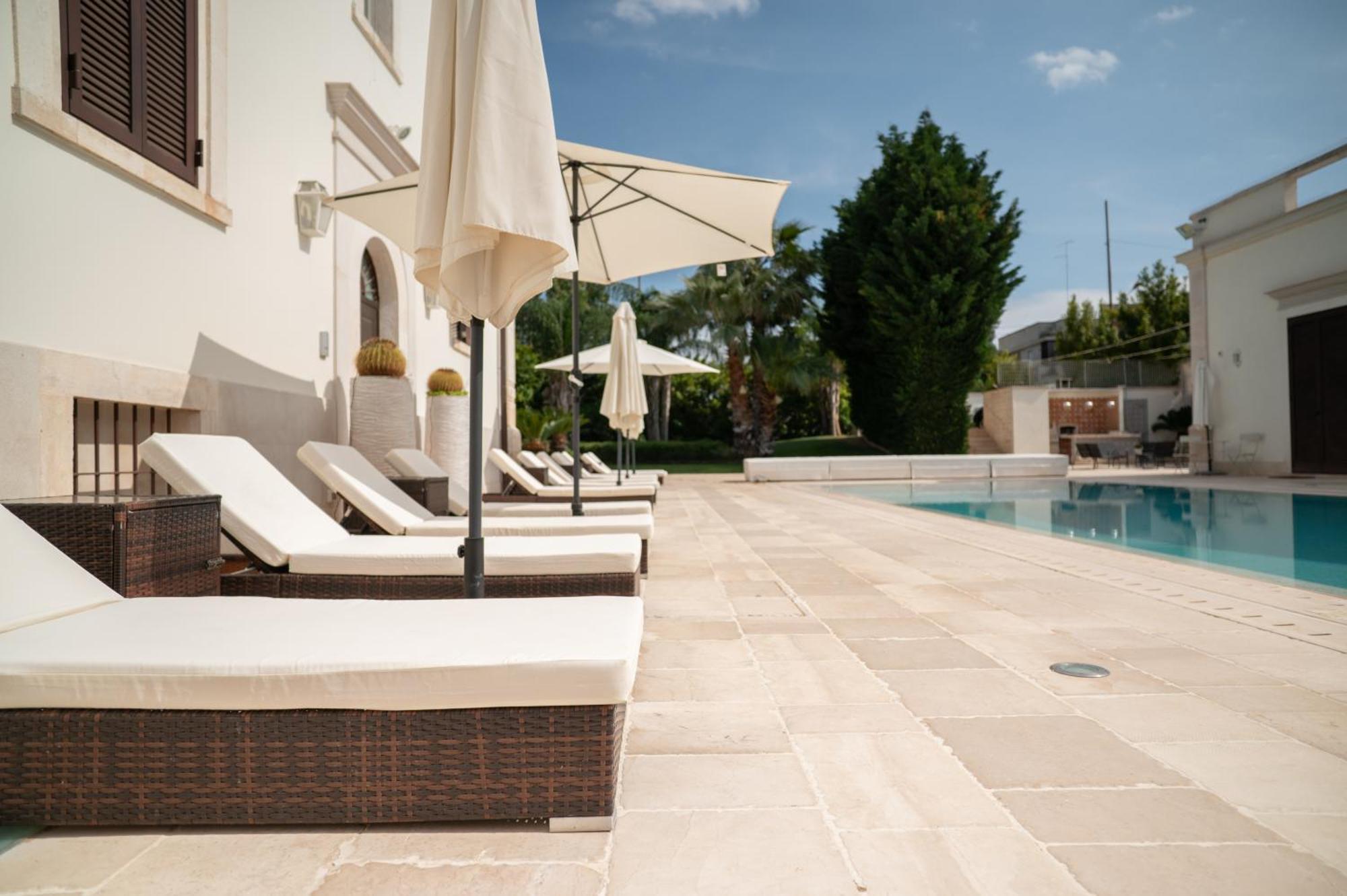 Relais Villa Magnolia กอนแวร์ซาโน ภายนอก รูปภาพ