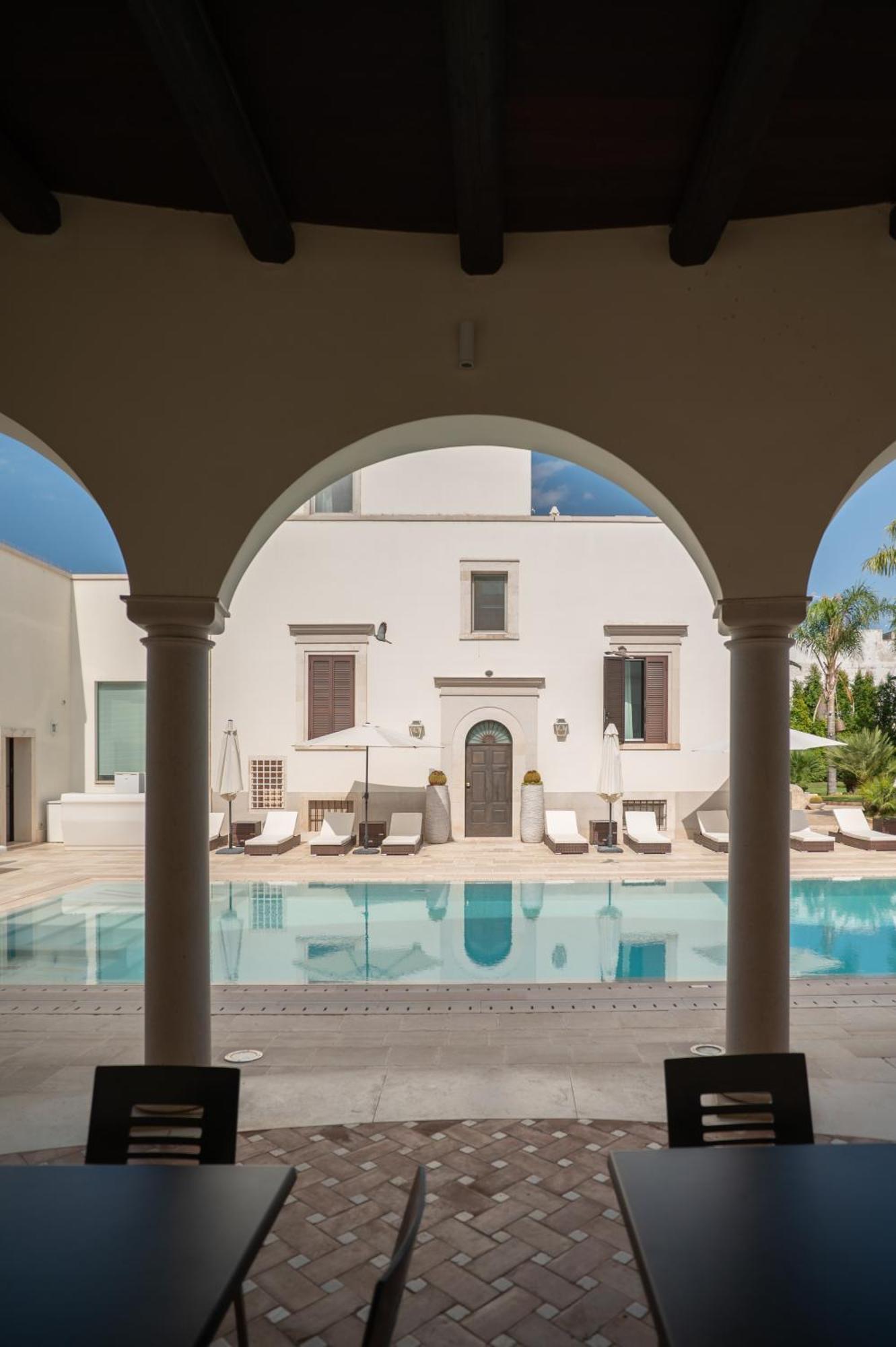 Relais Villa Magnolia กอนแวร์ซาโน ภายนอก รูปภาพ