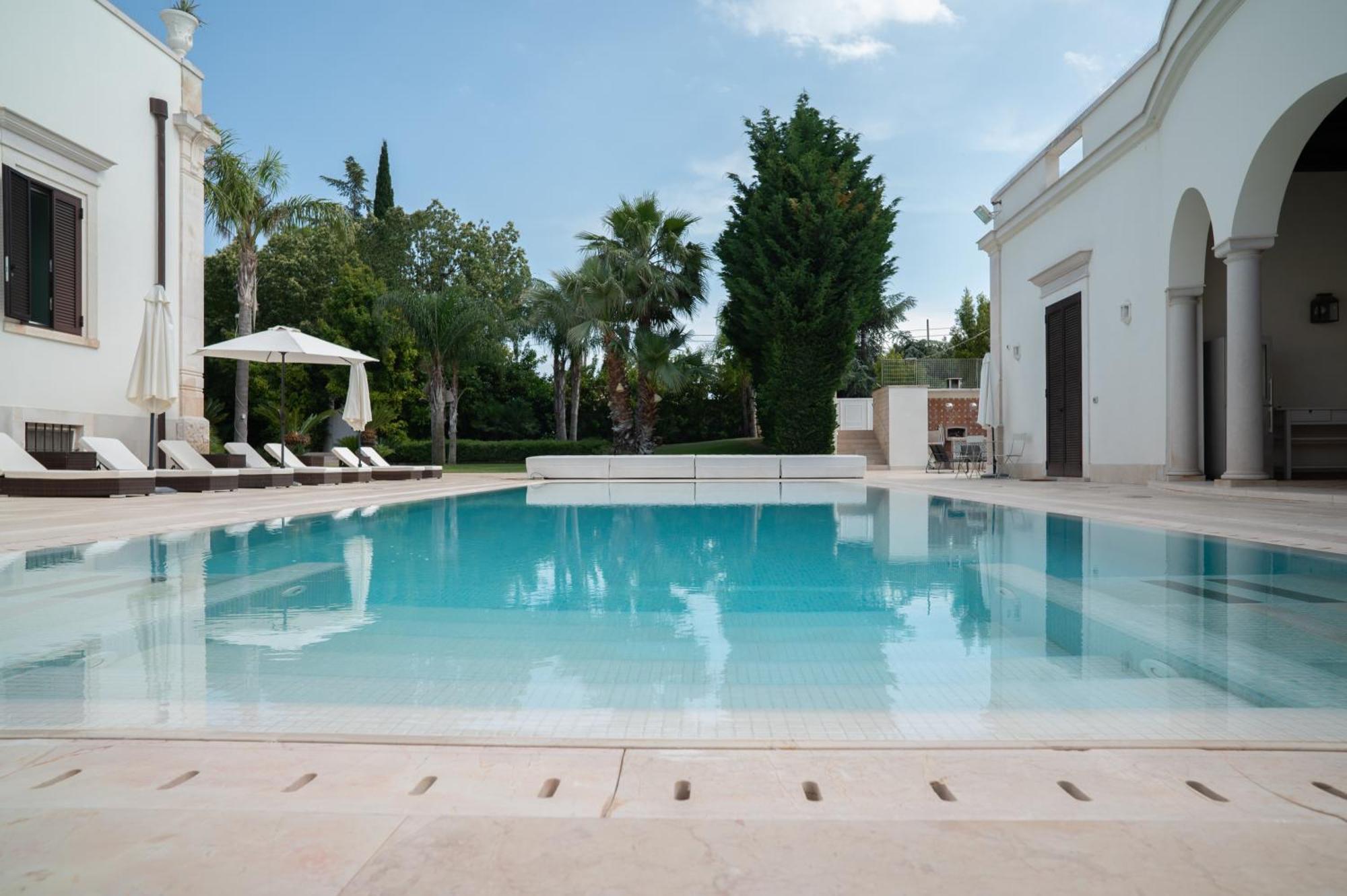 Relais Villa Magnolia กอนแวร์ซาโน ภายนอก รูปภาพ